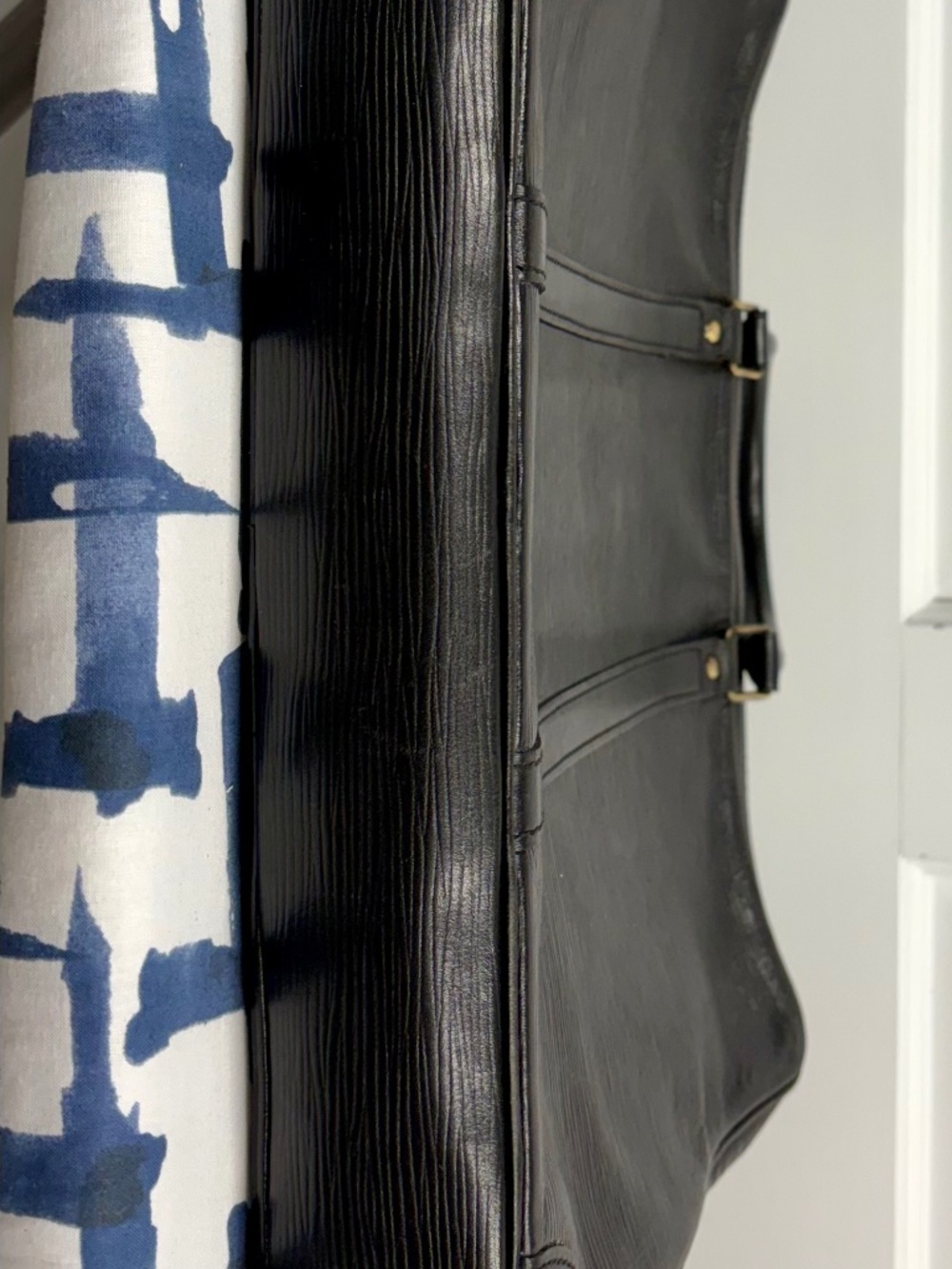 Vintage 1980’s Louis Vuitton Briefcase Epi Leather Black - Picture 9 of 15